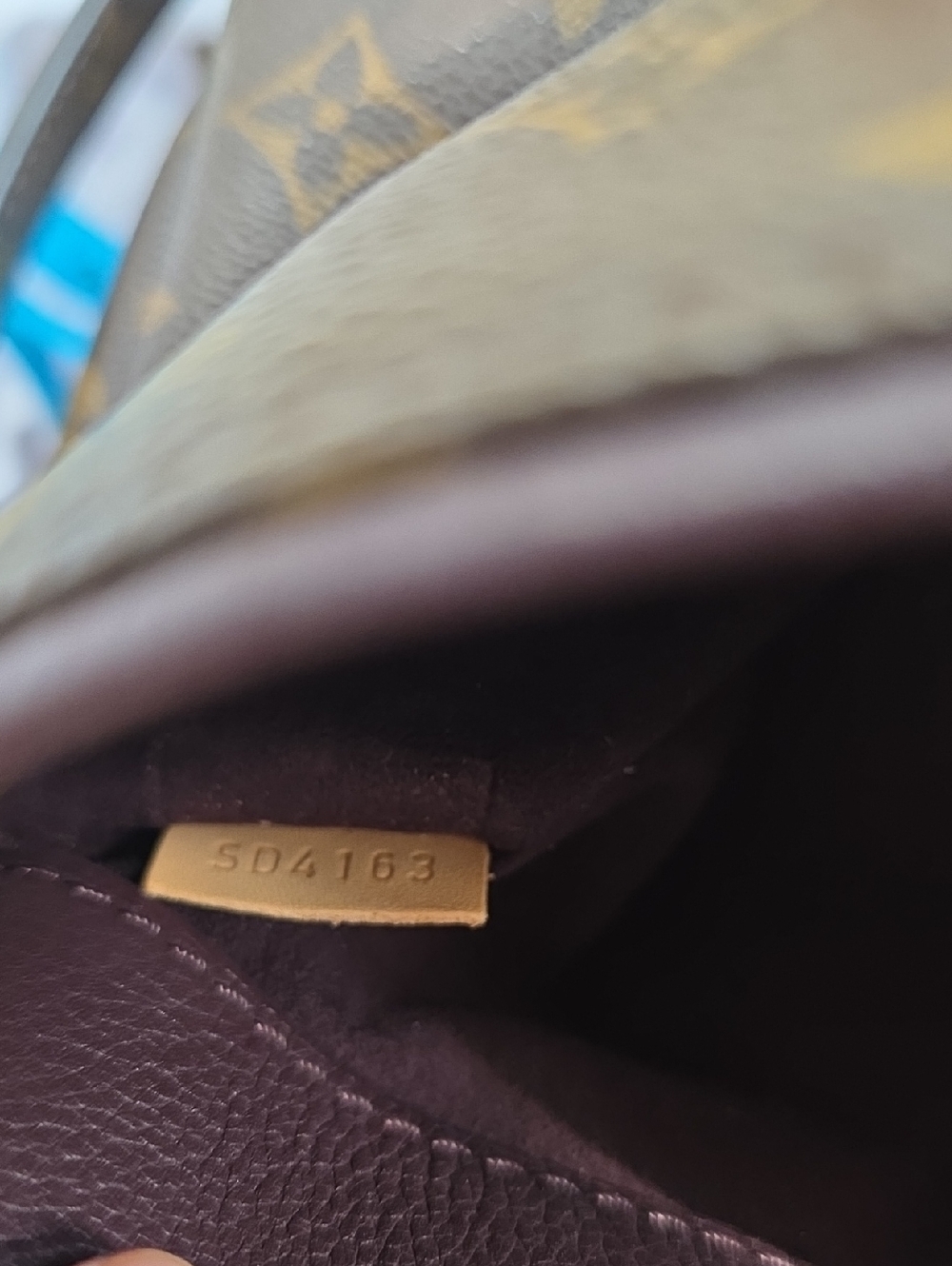 Louis Vuitton Pallas MM Satchel - Picture 15 of 16